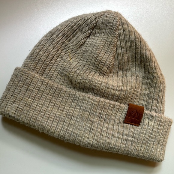 Other - Gently Worn// Excellent Condition// No Damage